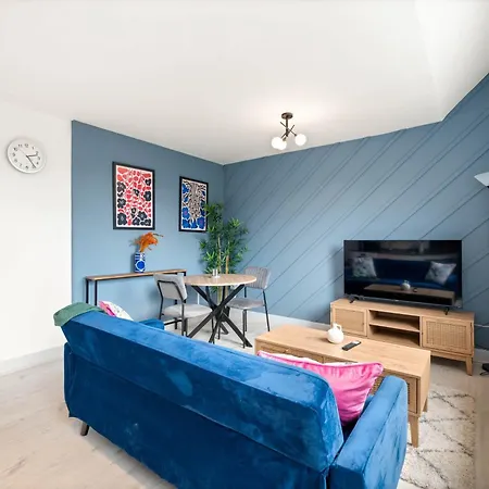 1 Bedroom Modern Living In The Old Bank House In Market Rasen Exterior foto