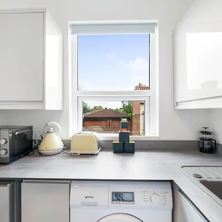 1 Bedroom Modern Living In The Old Bank House In Market Rasen Exterior foto