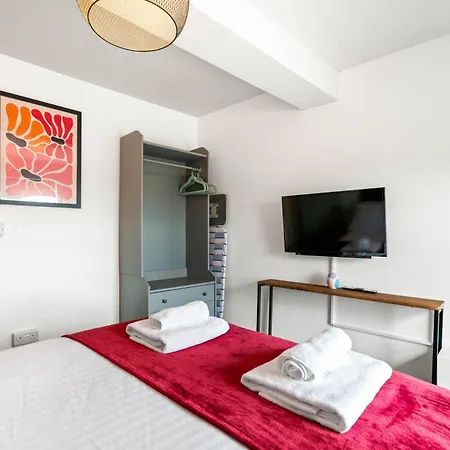 1 Bedroom Modern Living In The Old Bank House In Market Rasen Exterior foto