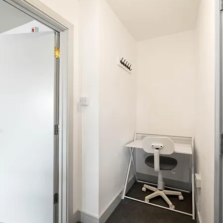 1 Bedroom Modern Living In The Old Bank House In Market Rasen Exterior foto