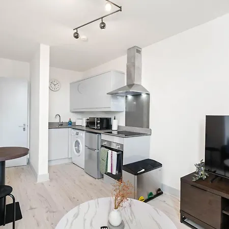 1 Bedroom Modern Living In The Old Bank House In Market Rasen Exterior foto