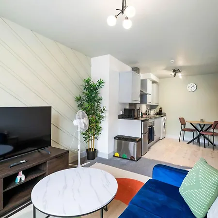 1 Bedroom Modern Living In The Old Bank House In Market Rasen Exterior foto