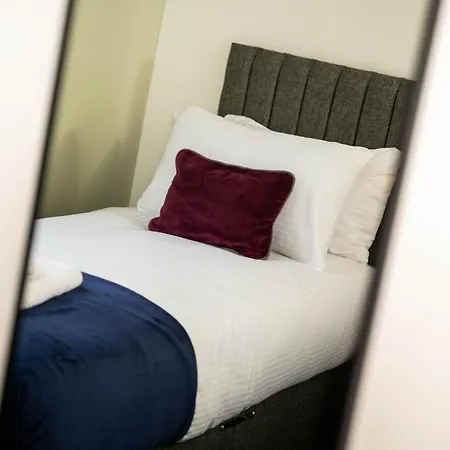 1 Bedroom Modern Living In The Old Bank House In Market Rasen Exterior foto