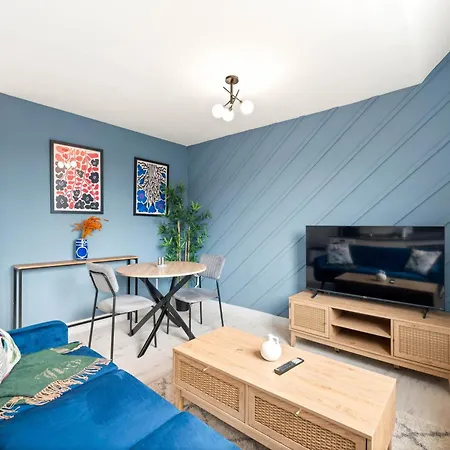 1 Bedroom Modern Living In The Old Bank House In Market Rasen Exterior foto
