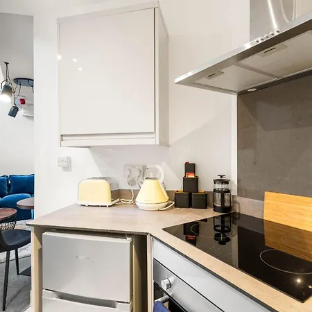 1 Bedroom Modern Living In The Old Bank House In Market Rasen Exterior foto