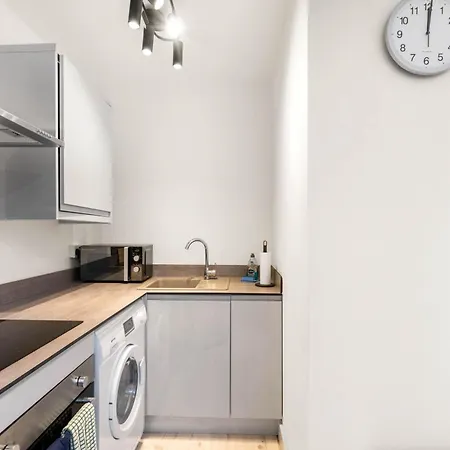 1 Bedroom Modern Living In The Old Bank House In Market Rasen Exterior foto