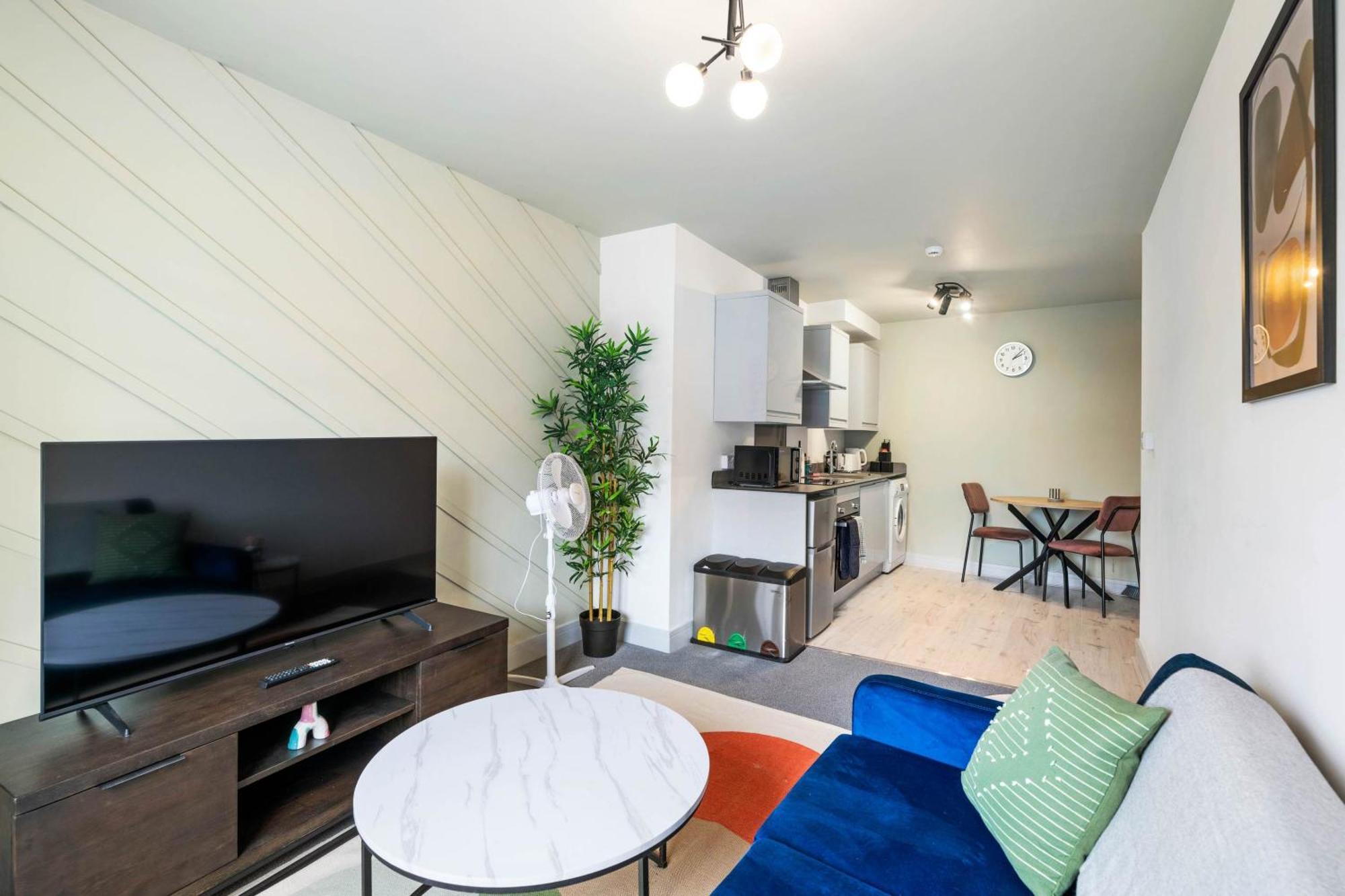 1 Bedroom Modern Living In The Old Bank House In Market Rasen